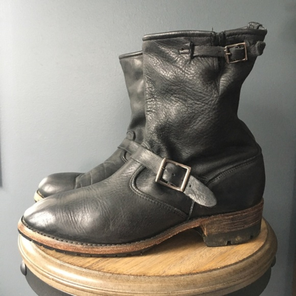 Vintage Shoe Co. - Pull On Harness Style Boot